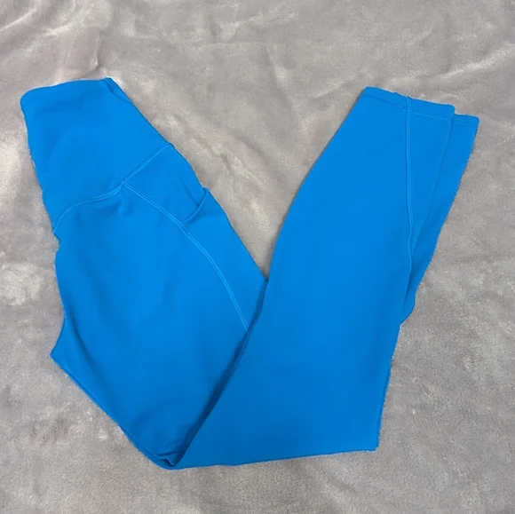 EUC Lululemon Align Size 4, 25" Inseam, Bright Blue Leggings With Pocket… - Picture 2 of 3